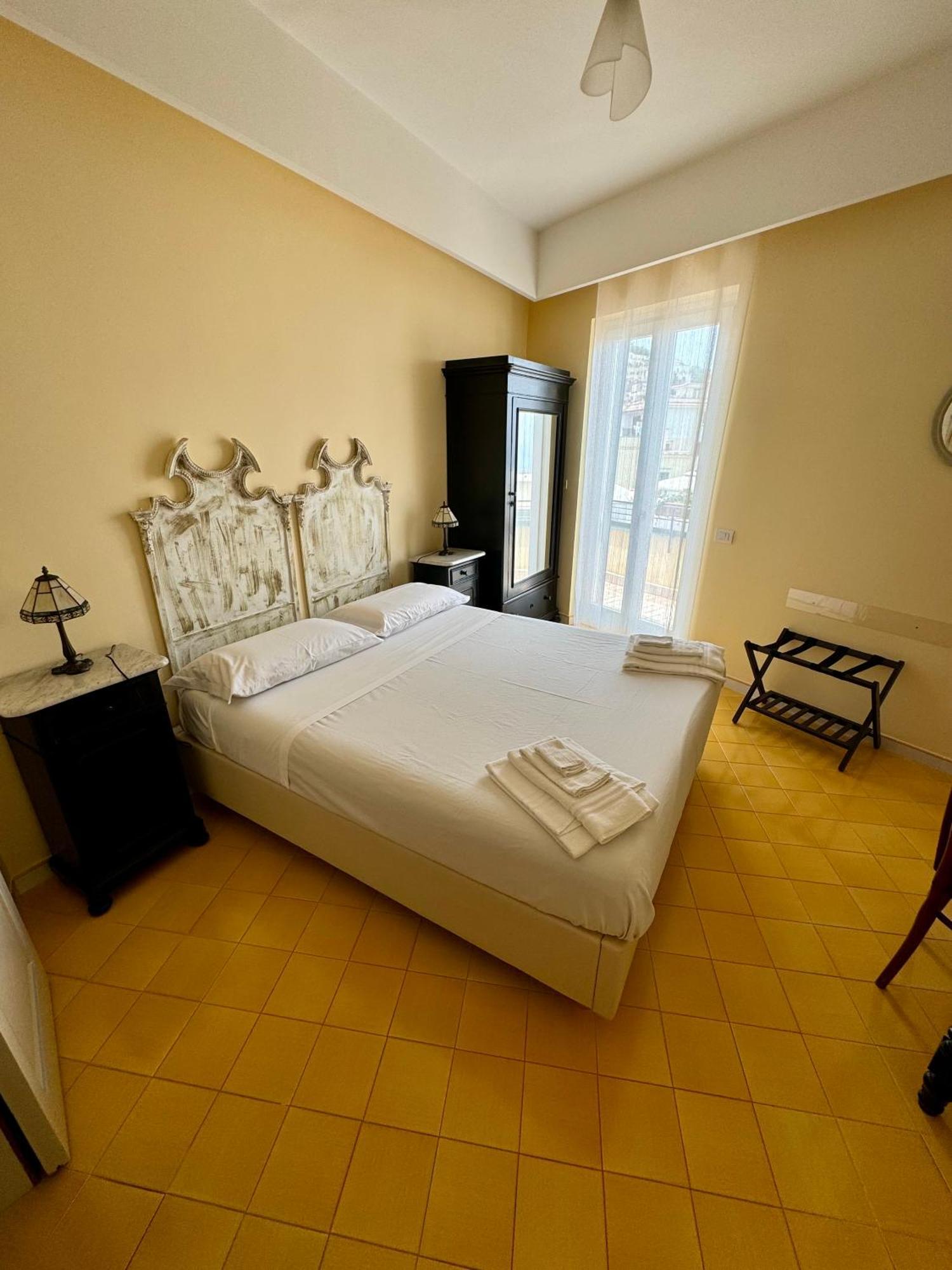 Vesuvio View Bed & Breakfast Vico Equense Exterior foto