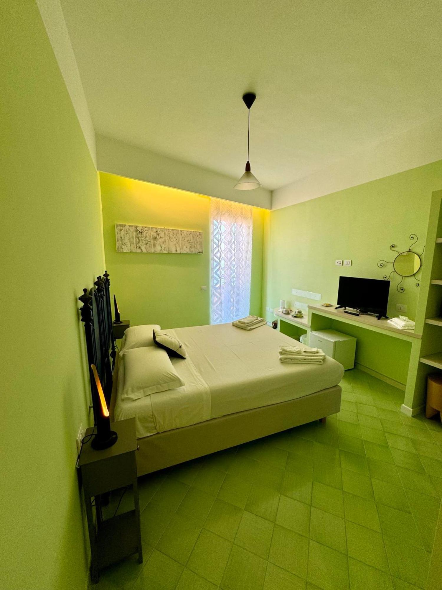 Vesuvio View Bed & Breakfast Vico Equense Exterior foto