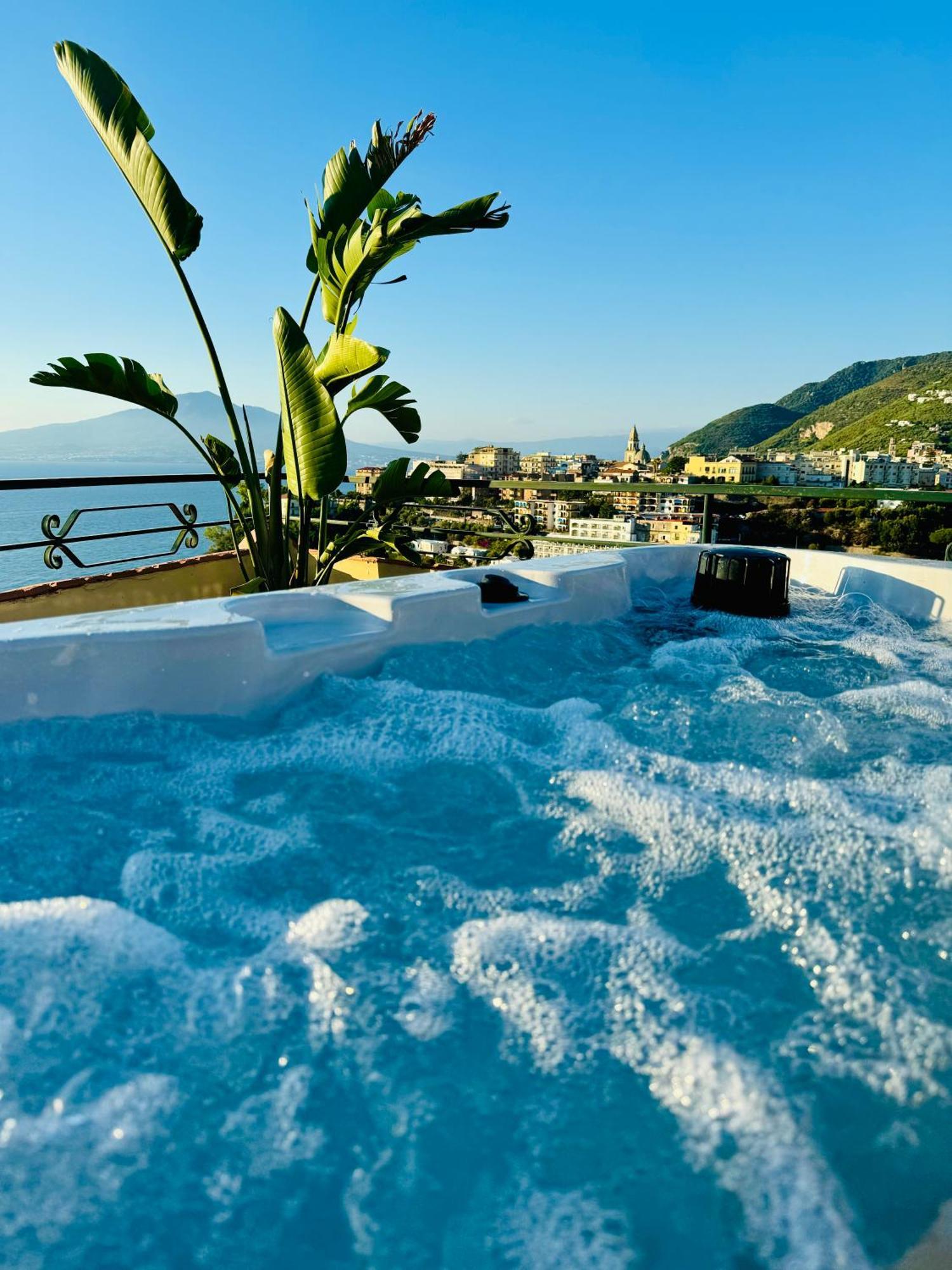 Vesuvio View Bed & Breakfast Vico Equense Exterior foto