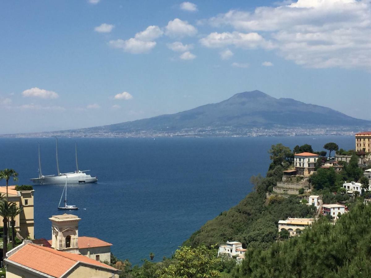 Vesuvio View Bed & Breakfast Vico Equense Exterior foto